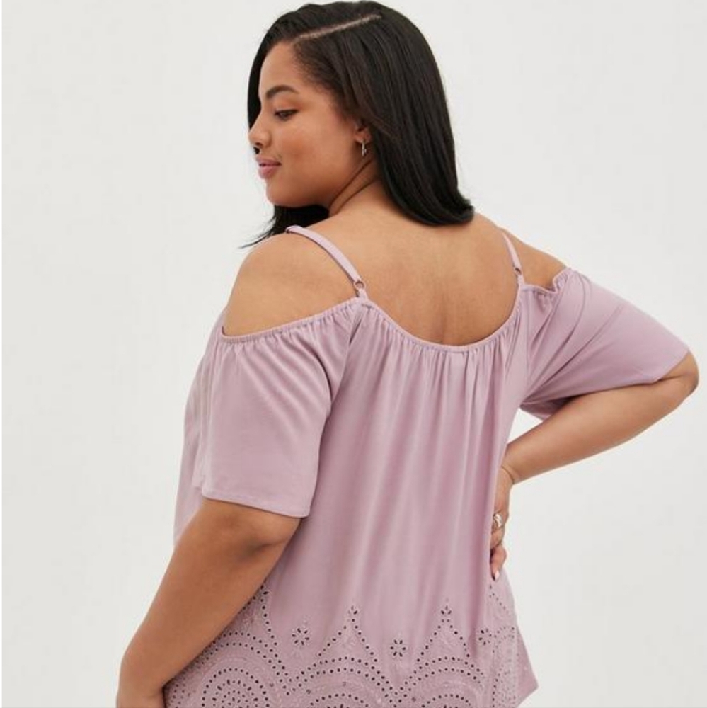 Torrid Cold Shoulder Top Size 2 - Picture 3 of 10